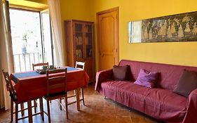 Spaccanapoli Top, Your House In The Old Town